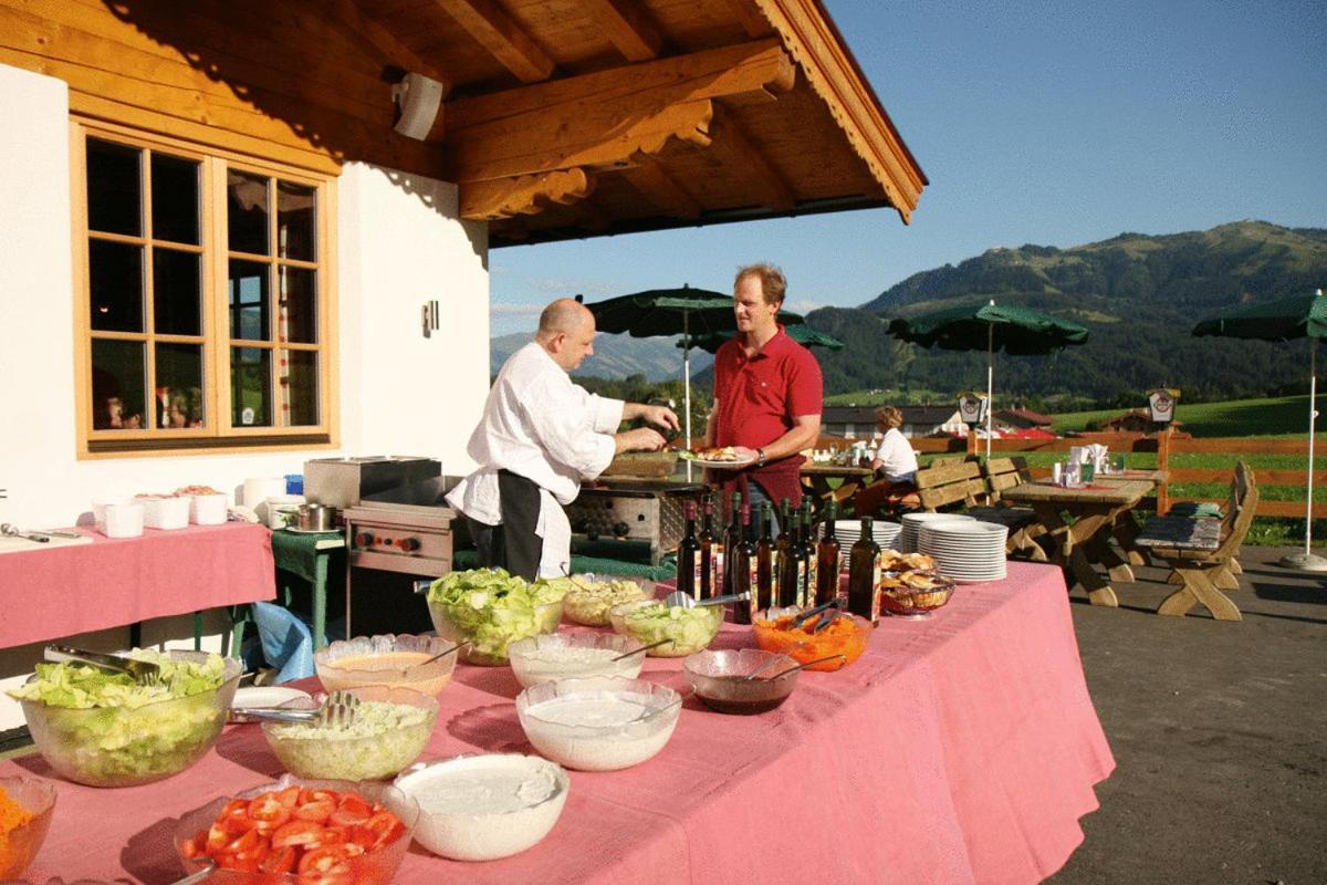 Hotel Hubertus Mit Erlebnislandgasthof Reitherwirt Kitzbuhel Ngoại thất bức ảnh